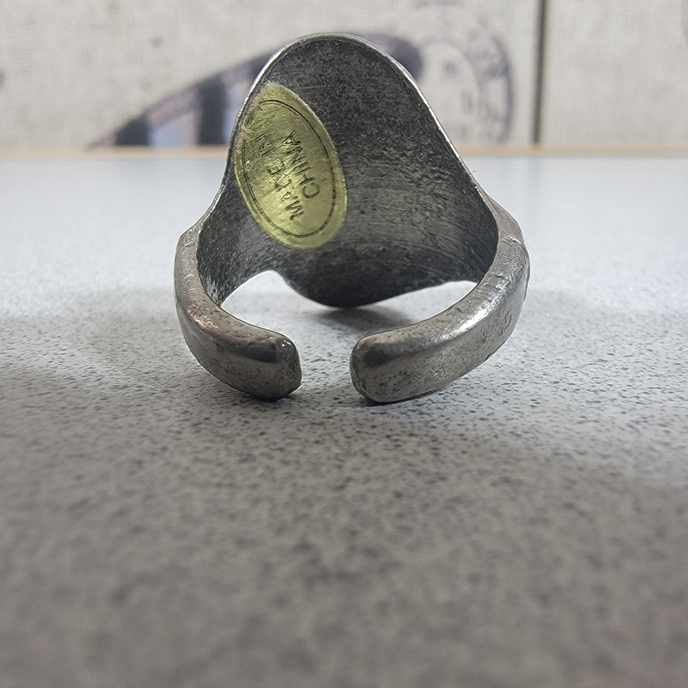 Skull ring - Picture 3 of 5